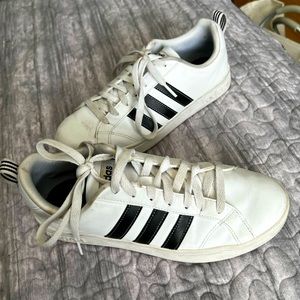 Black and white Adidas Sneakers size 8